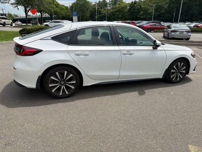 2024 Honda Civic Hatchback EX-L