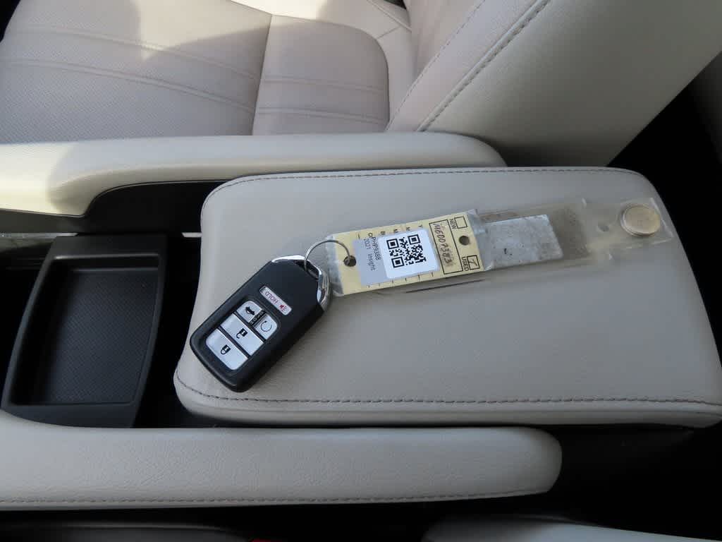 2021 Honda Insight Touring