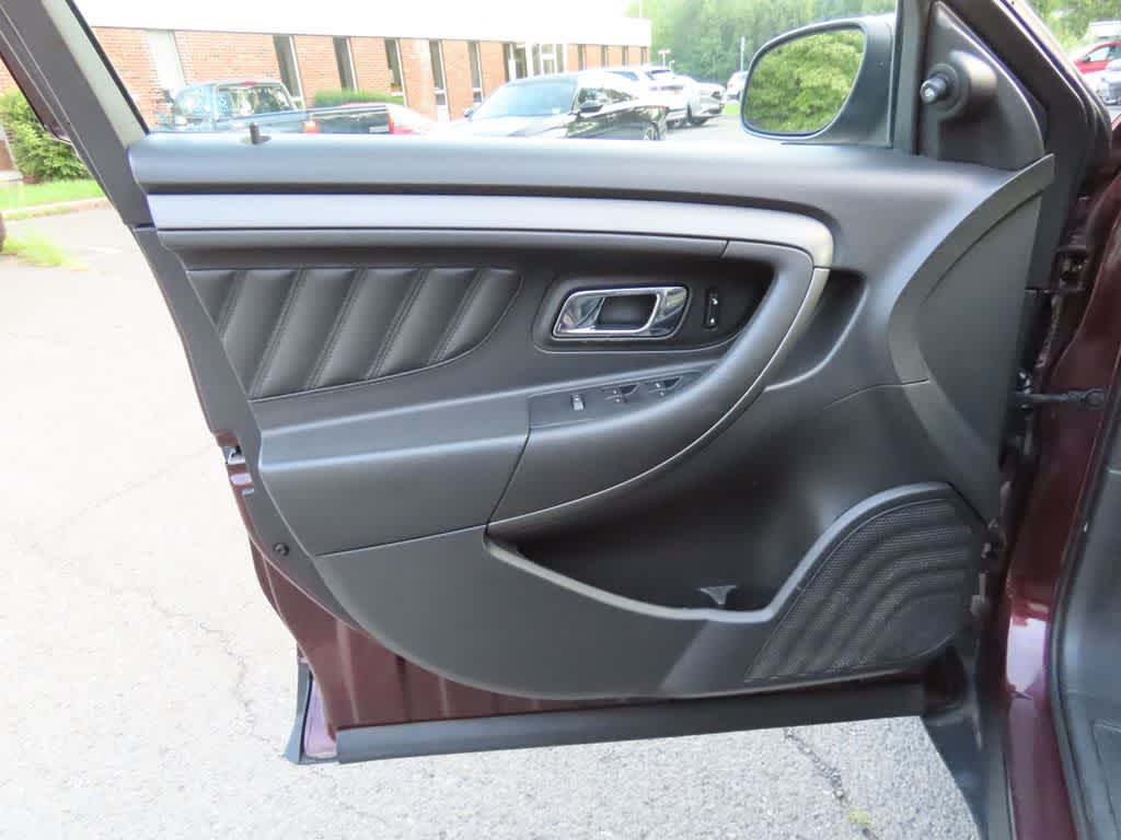 2011 Ford Taurus SEL