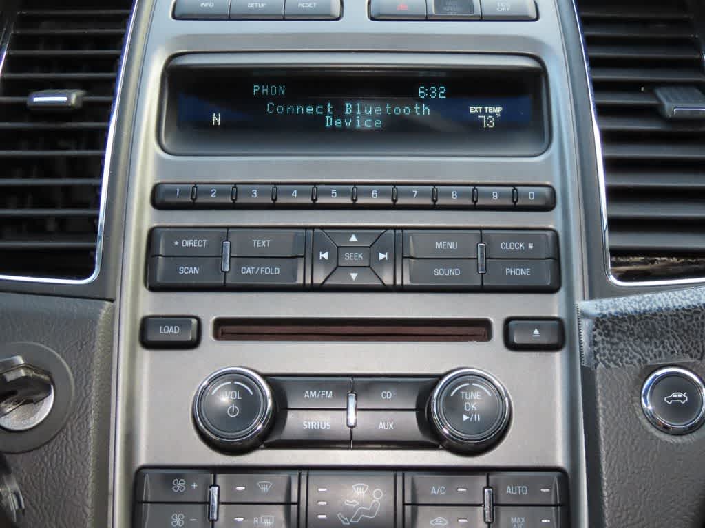 2011 Ford Taurus SEL