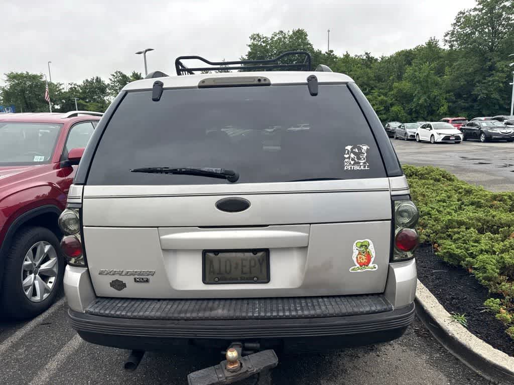 2004 Ford Explorer XLT