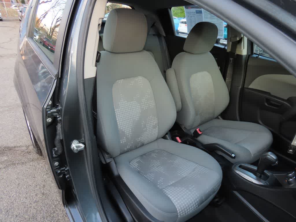 2013 Chevrolet Sonic LS