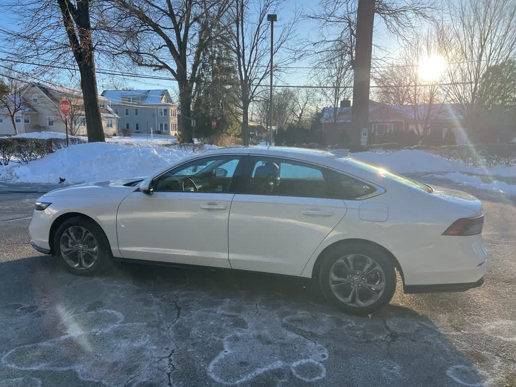 2023 Honda Accord Hybrid Base
