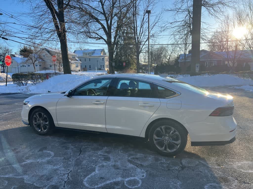 2023 Honda Accord Hybrid Base
