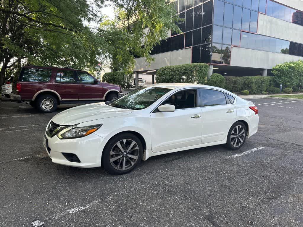 2016 Nissan Altima 2.5 SR