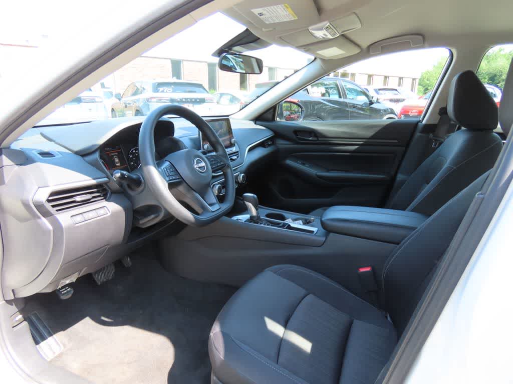 2025 Nissan Altima S