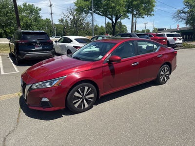 2022 Nissan Altima 2.5 SV