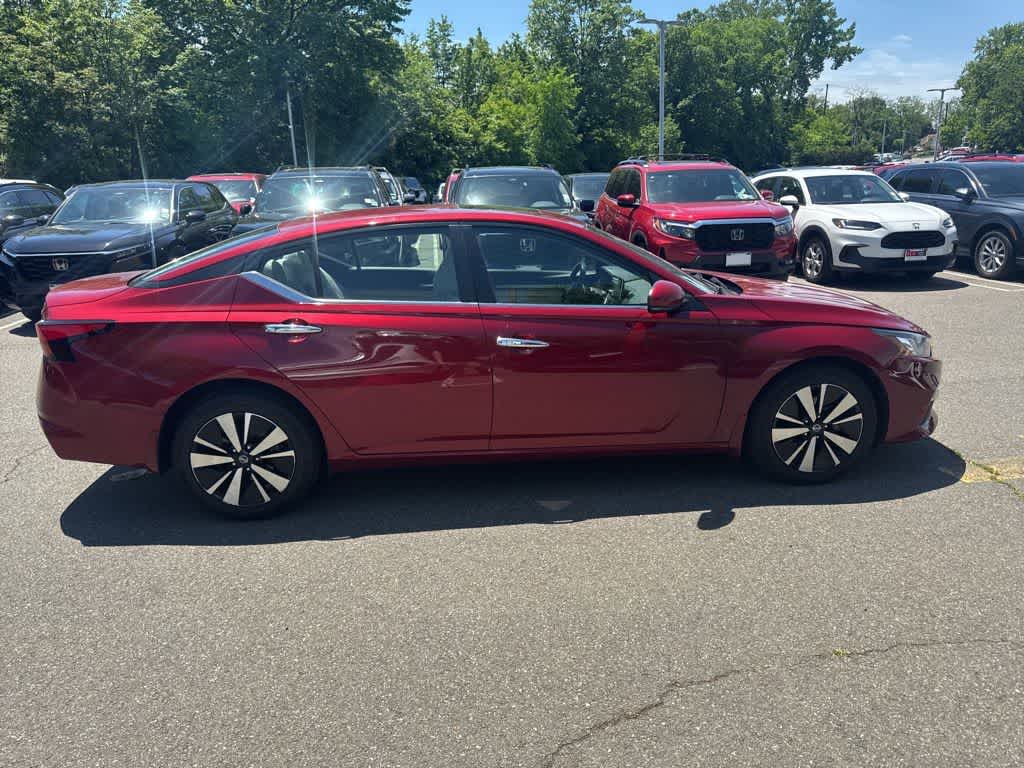 2022 Nissan Altima 2.5 SV