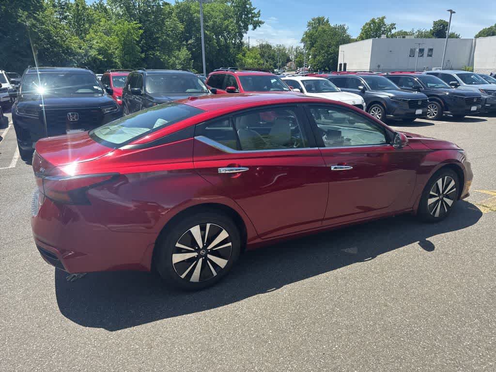 2022 Nissan Altima 2.5 SV