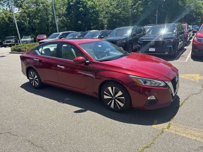 2022 Nissan Altima 2.5 SV