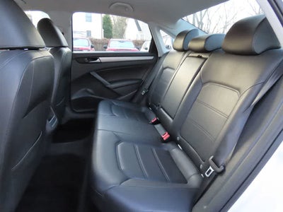 2014 Volkswagen Passat Base