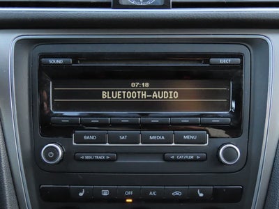 2014 Volkswagen Passat Base