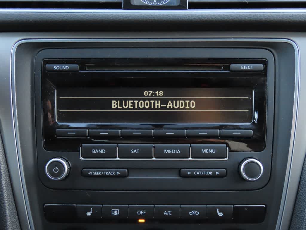 2014 Volkswagen Passat Base