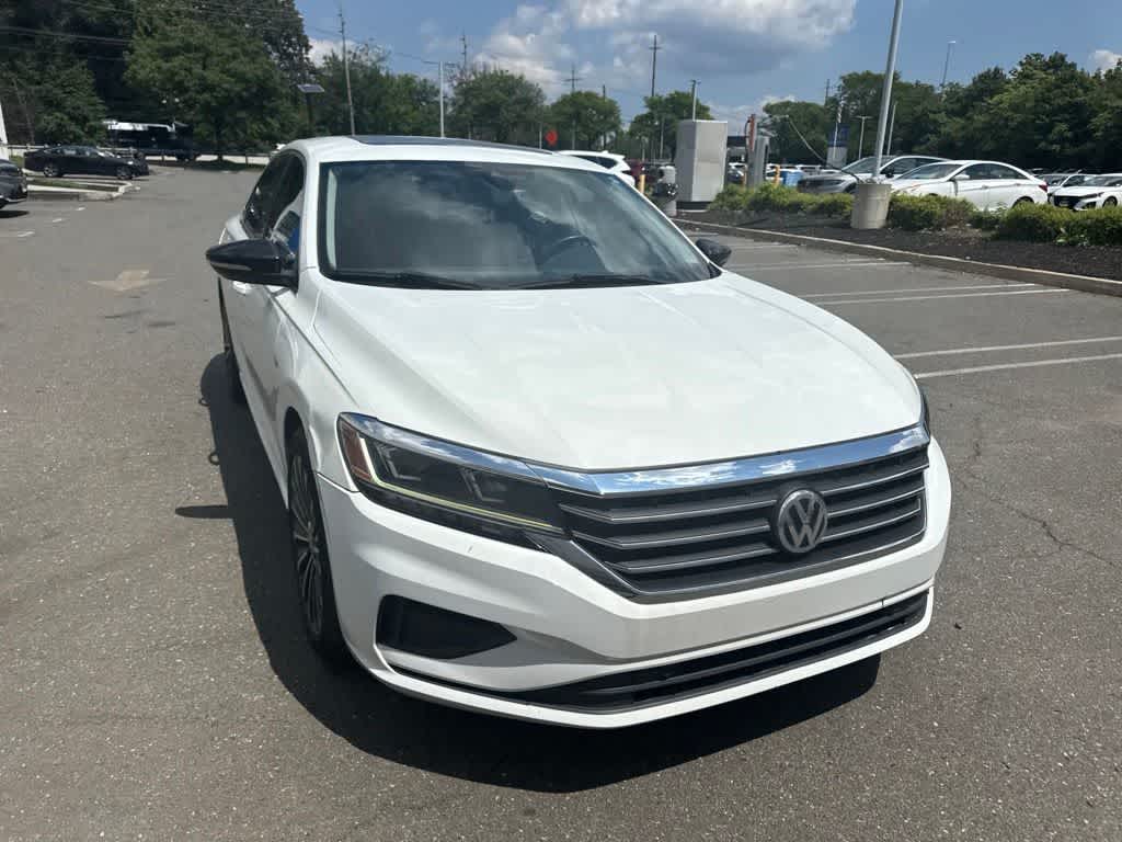 2022 Volkswagen Passat 2.0T Limited Edition