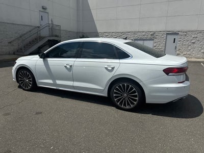 2022 Volkswagen Passat 2.0T Limited Edition