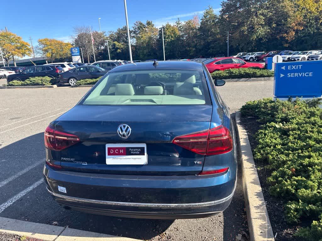 2019 Volkswagen Passat 2.0T Wolfsburg Edition