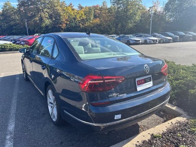 2019 Volkswagen Passat 2.0T Wolfsburg Edition