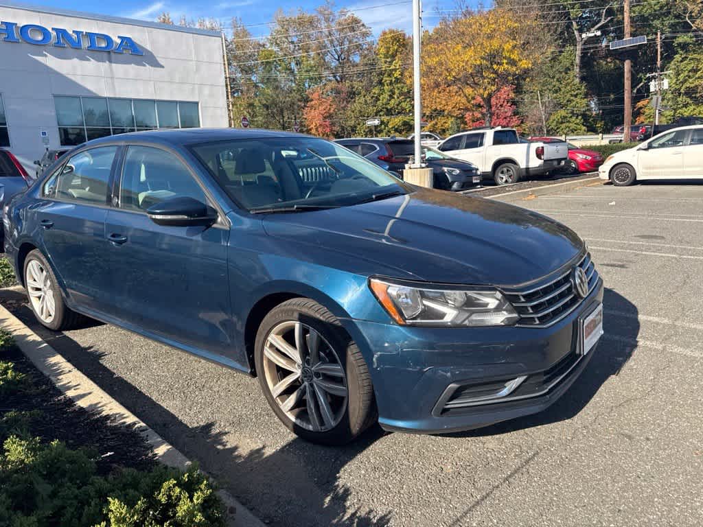 2019 Volkswagen Passat 2.0T Wolfsburg Edition