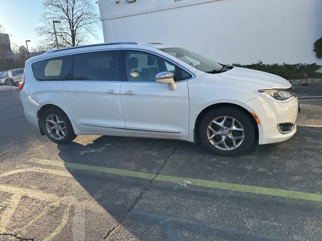 2017 Chrysler Pacifica Limited
