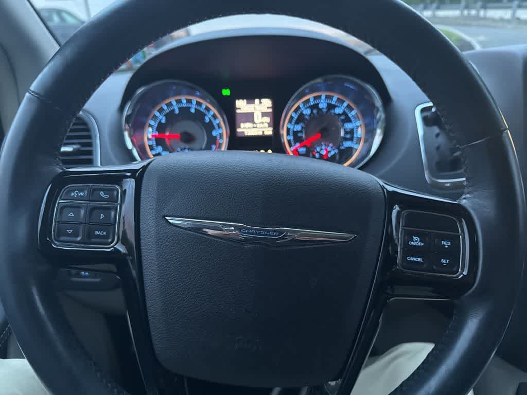2016 Chrysler Town & Country Limited