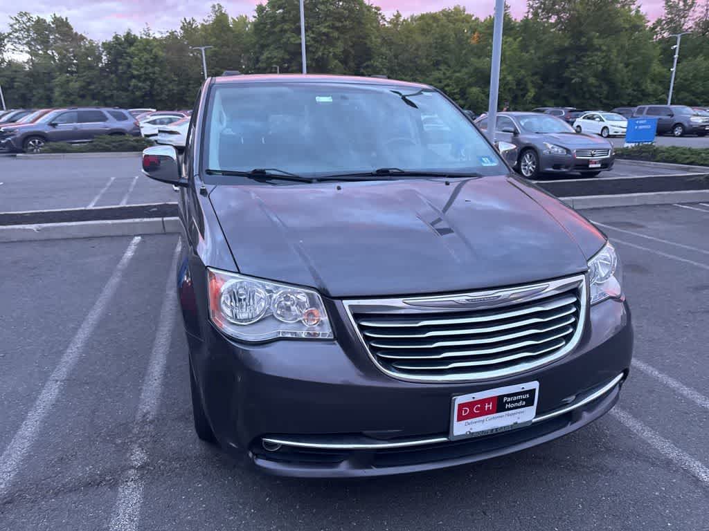 2016 Chrysler Town & Country Limited