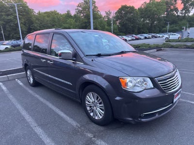 2016 Chrysler Town & Country Limited