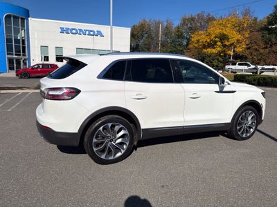 2022 Lincoln Nautilus Reserve