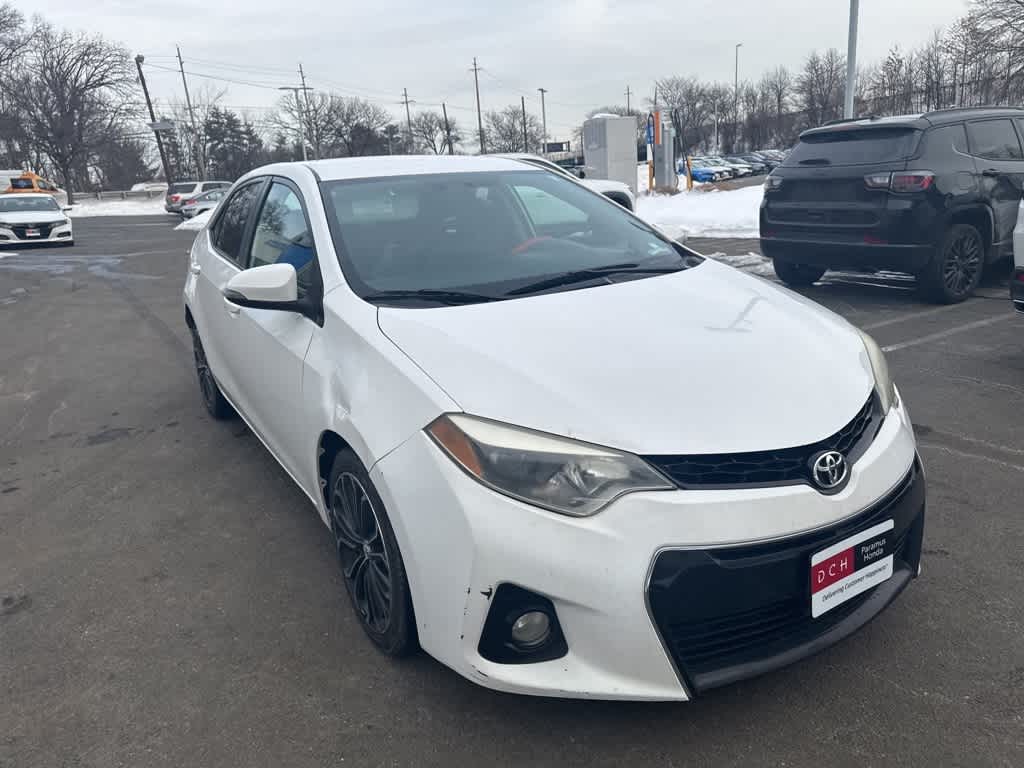 2015 Toyota Corolla S Plus