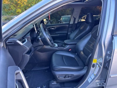 2019 Toyota RAV4 XLE Premium