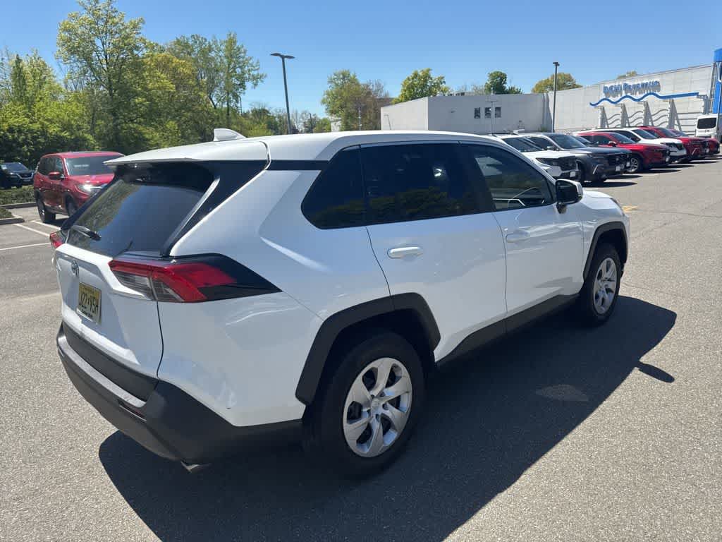 2025 Toyota RAV4 LE