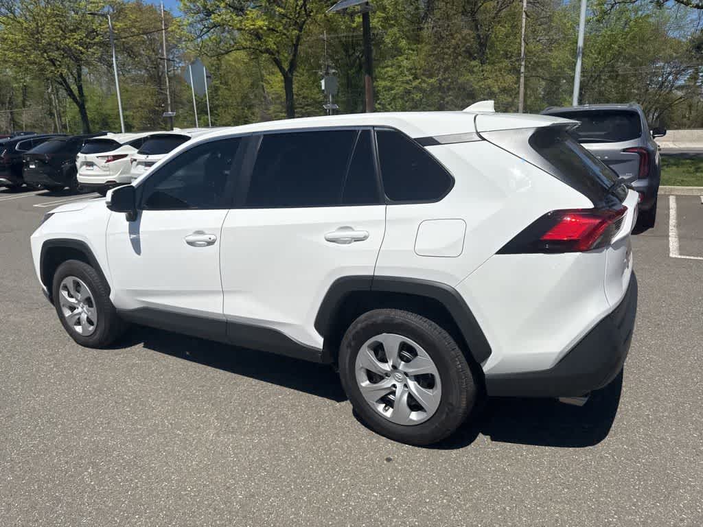 2025 Toyota RAV4 LE