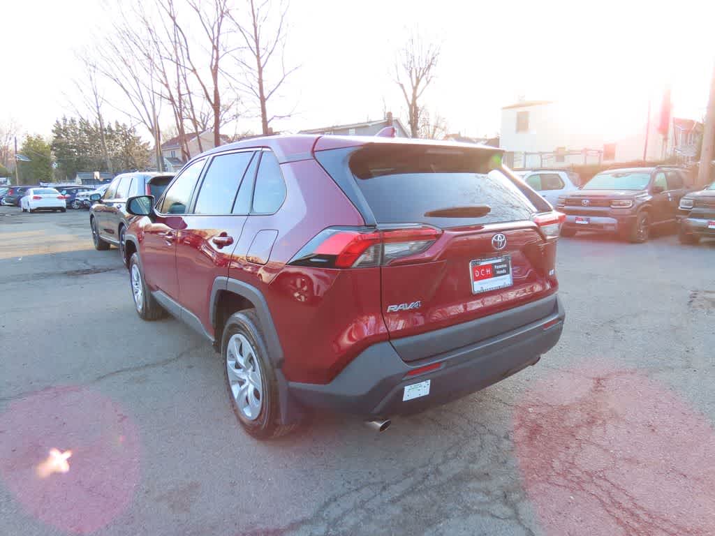 2023 Toyota RAV4 LE