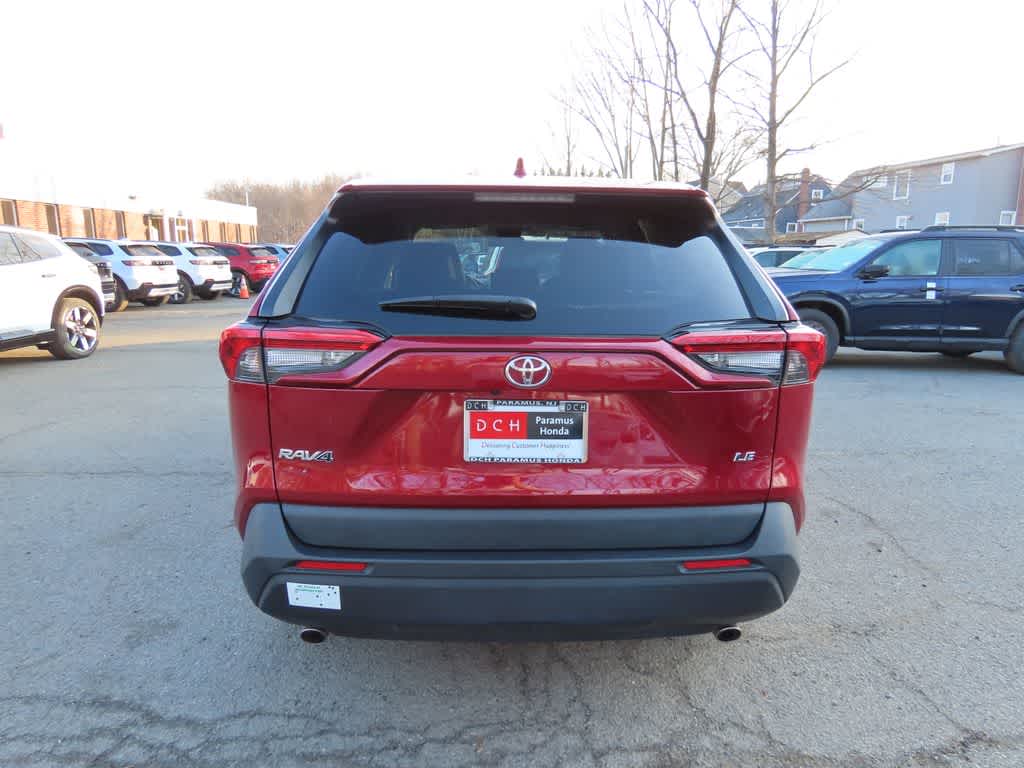 2023 Toyota RAV4 LE