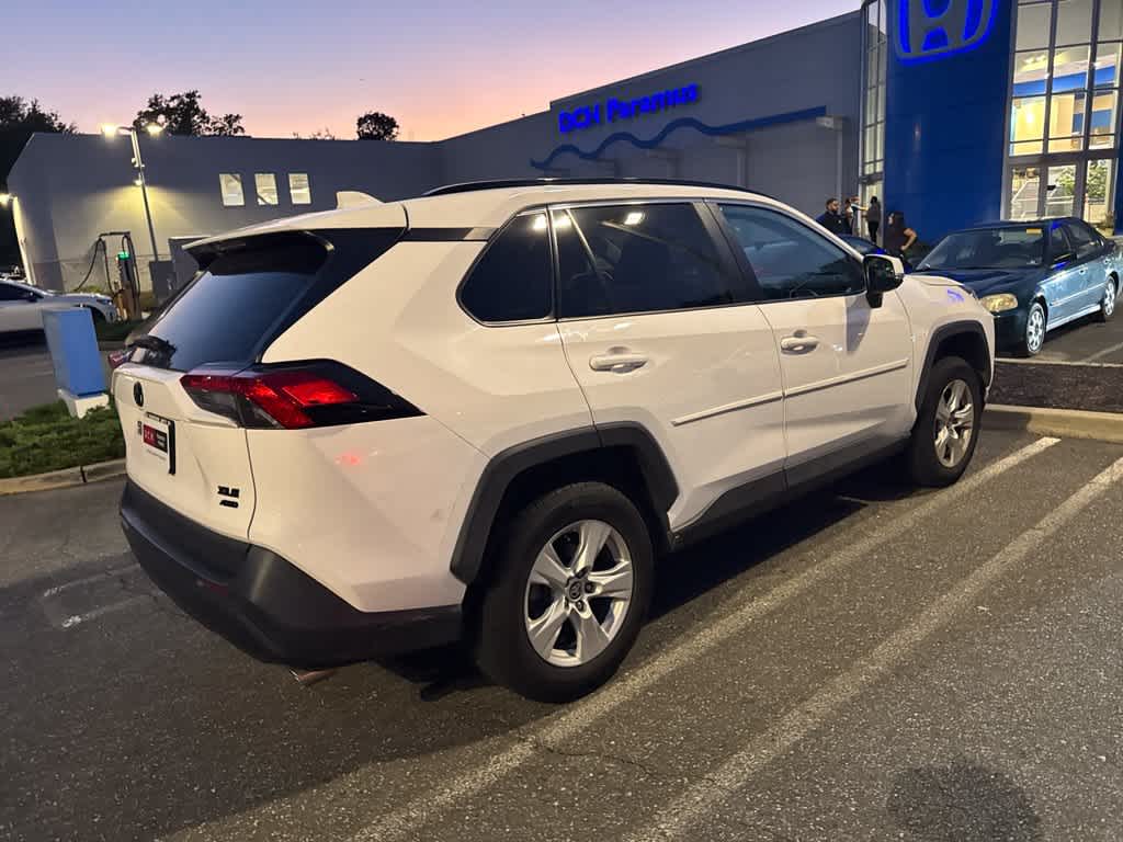 2021 Toyota RAV4 XLE