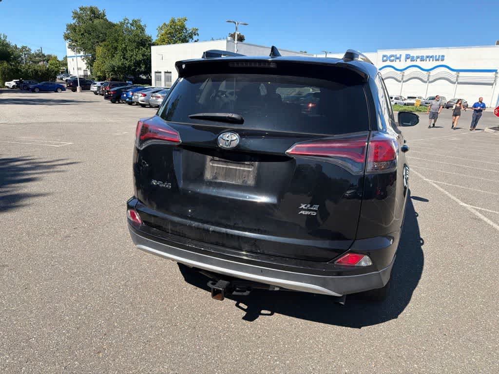 2018 Toyota RAV4 XLE