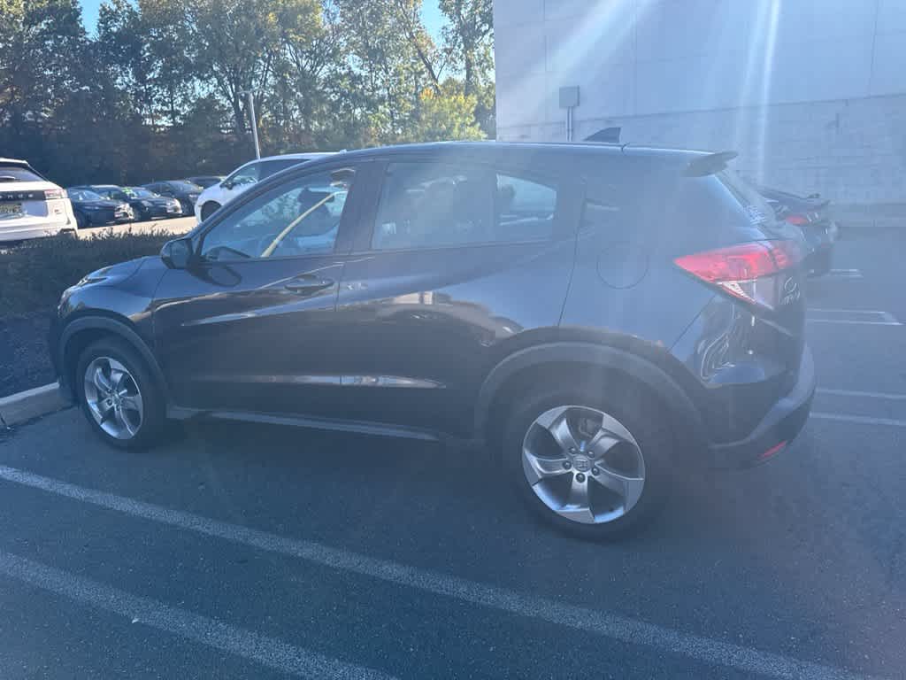 2017 Honda HR-V LX