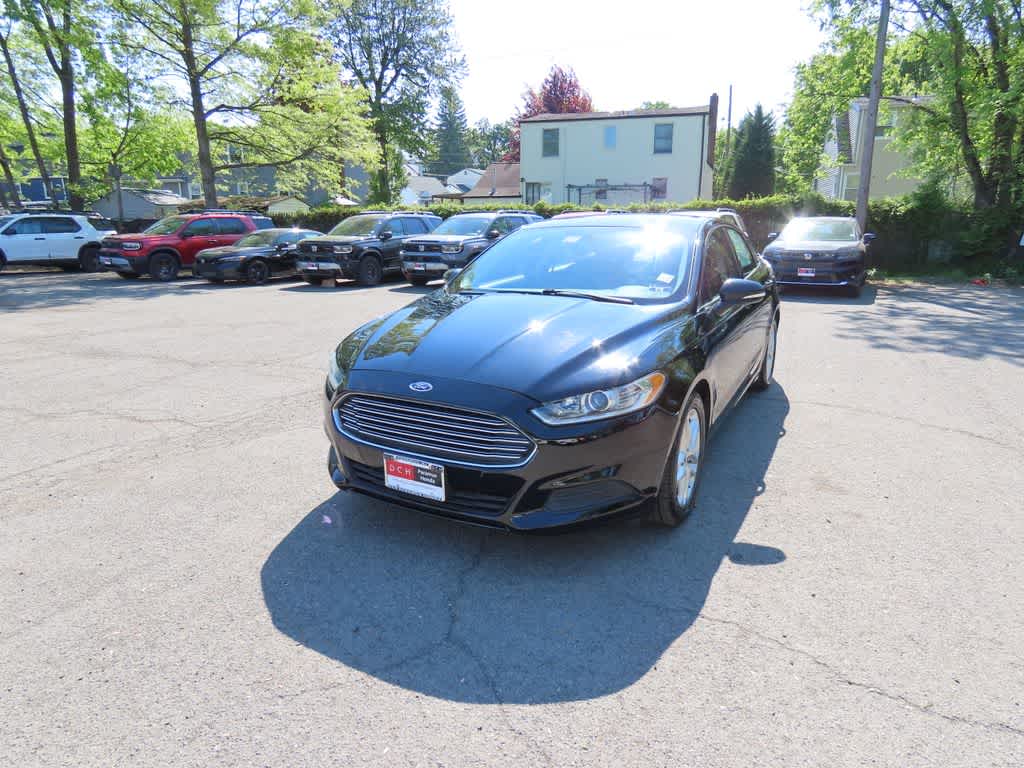 2016 Ford Fusion SE
