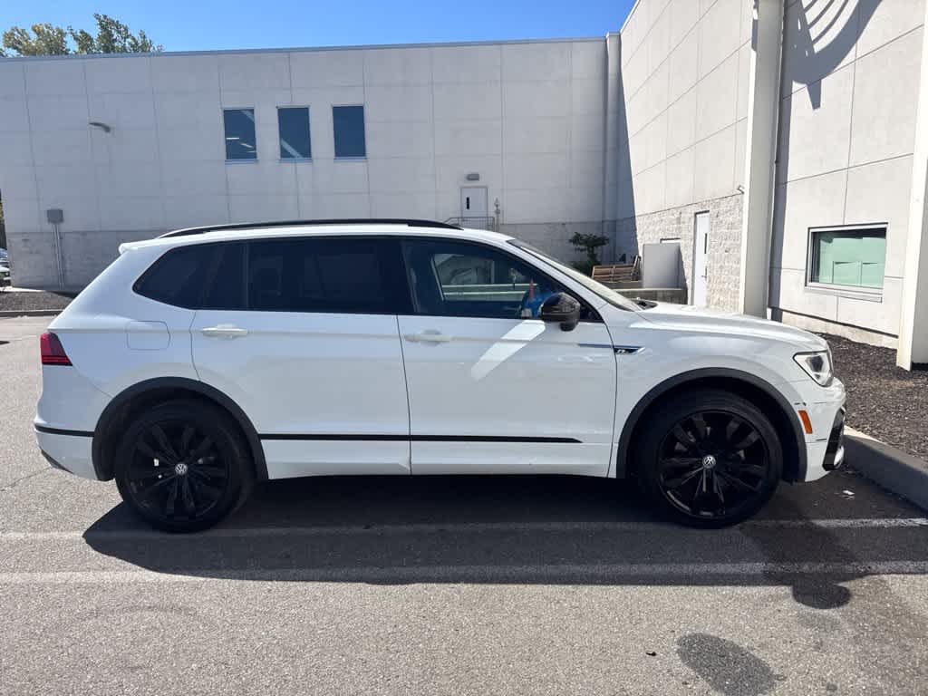 2021 Volkswagen Tiguan SE R-Line Black
