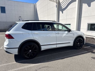 2021 Volkswagen Tiguan SE R-Line Black