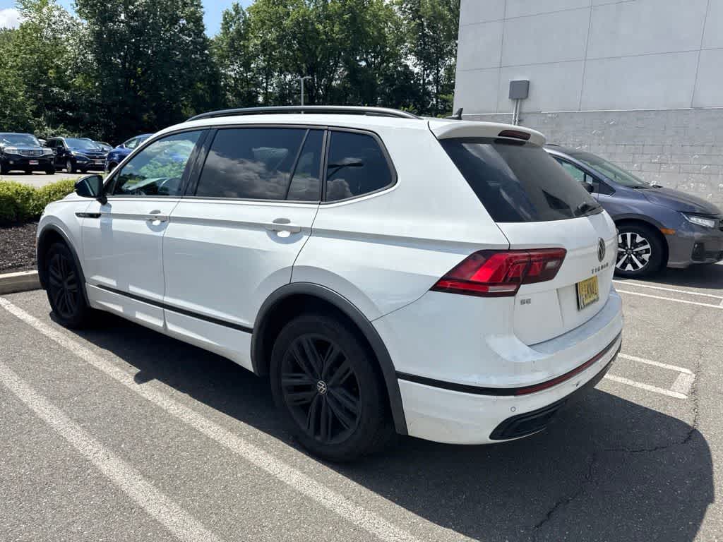 2022 Volkswagen Tiguan SE R-Line Black