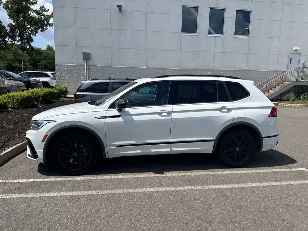 2022 Volkswagen Tiguan SE R-Line Black