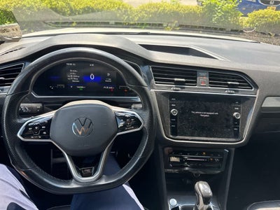 2022 Volkswagen Tiguan SE R-Line Black