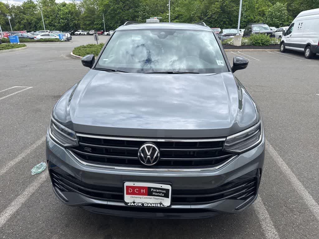 2023 Volkswagen Tiguan SE R-Line Black