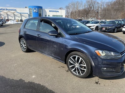 2016 Volkswagen Golf TSI SE
