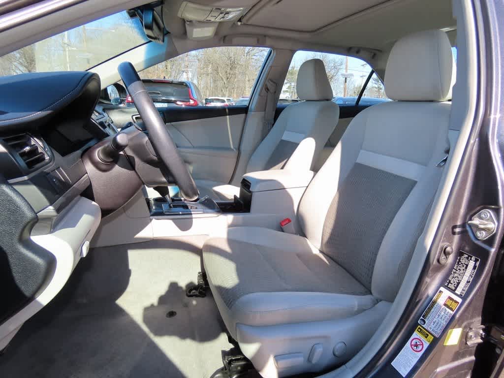 2014 Toyota Camry Hybrid XLE