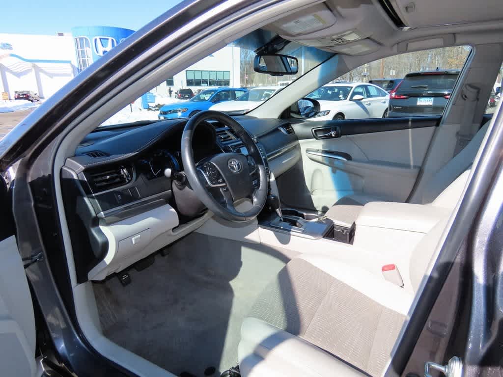 2014 Toyota Camry Hybrid XLE
