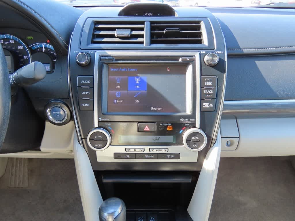 2014 Toyota Camry Hybrid XLE