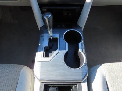 2014 Toyota Camry Hybrid XLE