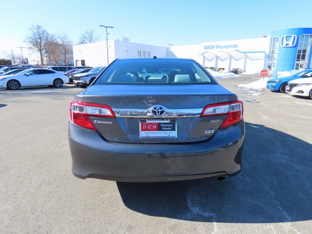 2014 Toyota Camry Hybrid XLE