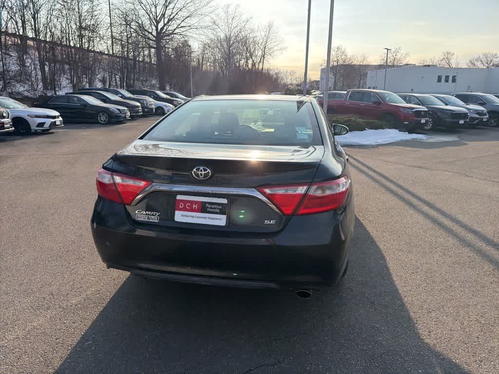 2015 Toyota Camry SE